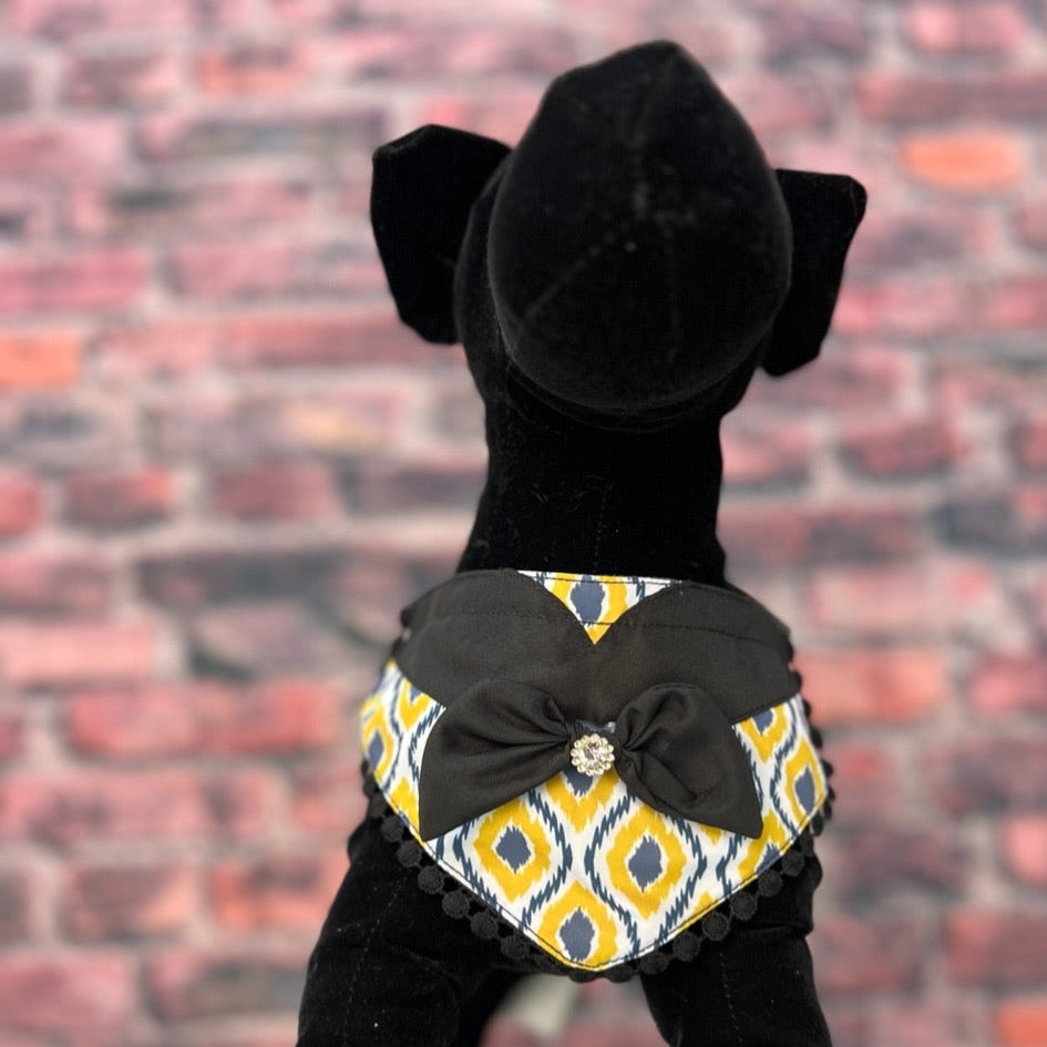 GOLD AND GREY BIG GIRL BIB- 4 PACK