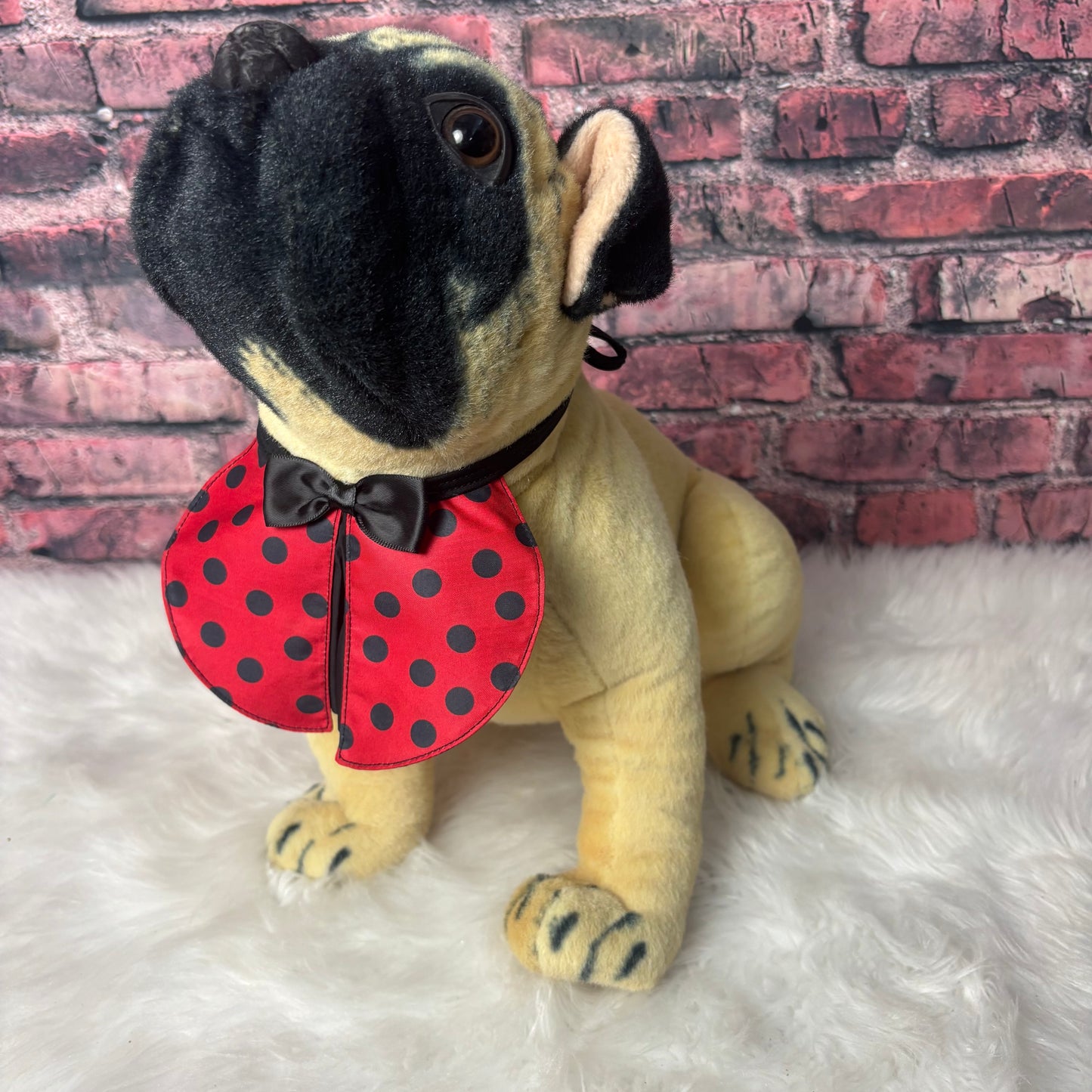 Ladybug Bib - 4 Pack