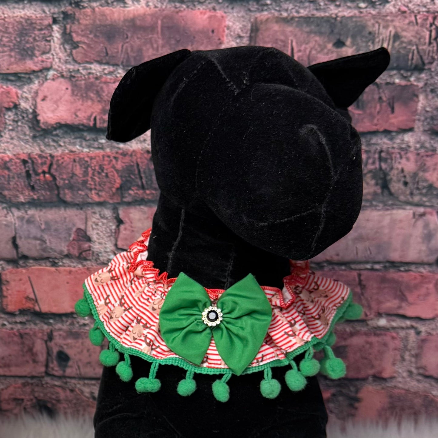 STRIPED REINDEER RUFFLE