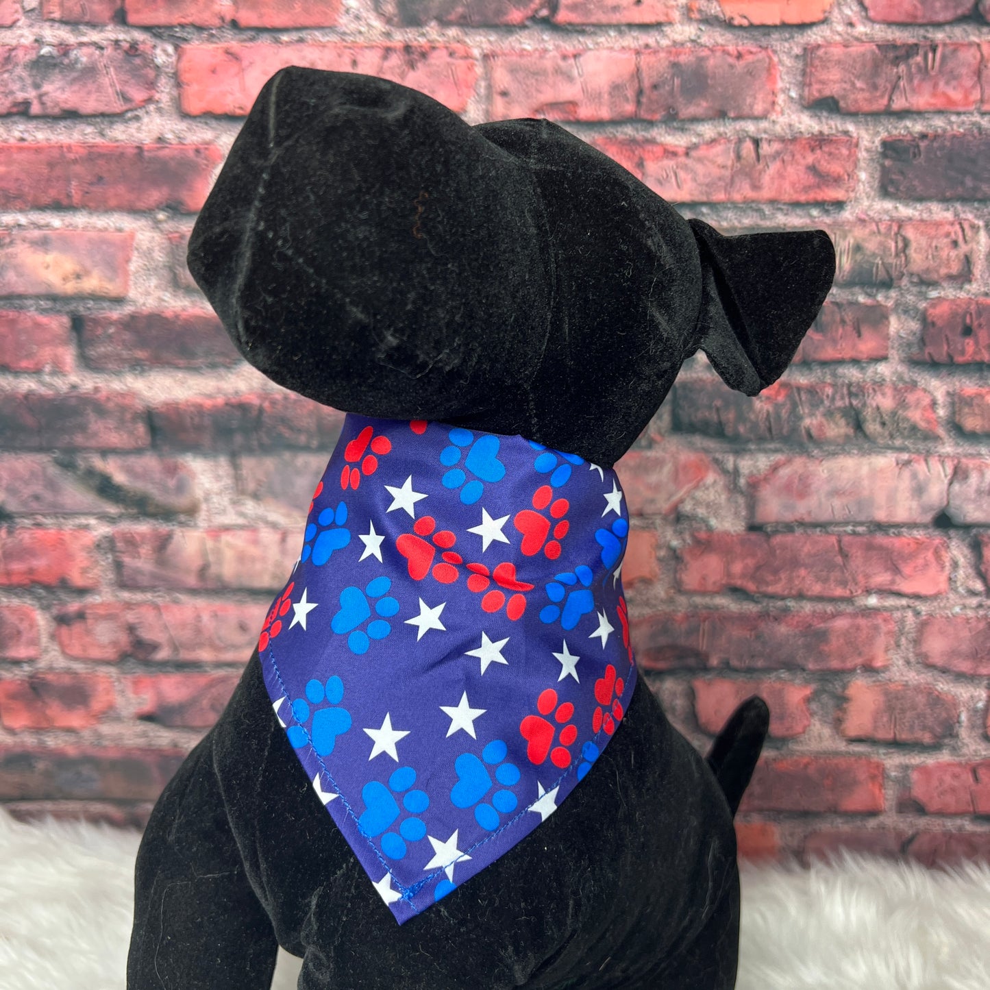 RED AND BLUE PAWS BANDANA 10 PACK SMALL