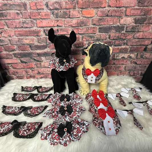 Red Paisley 16 PC Bundle