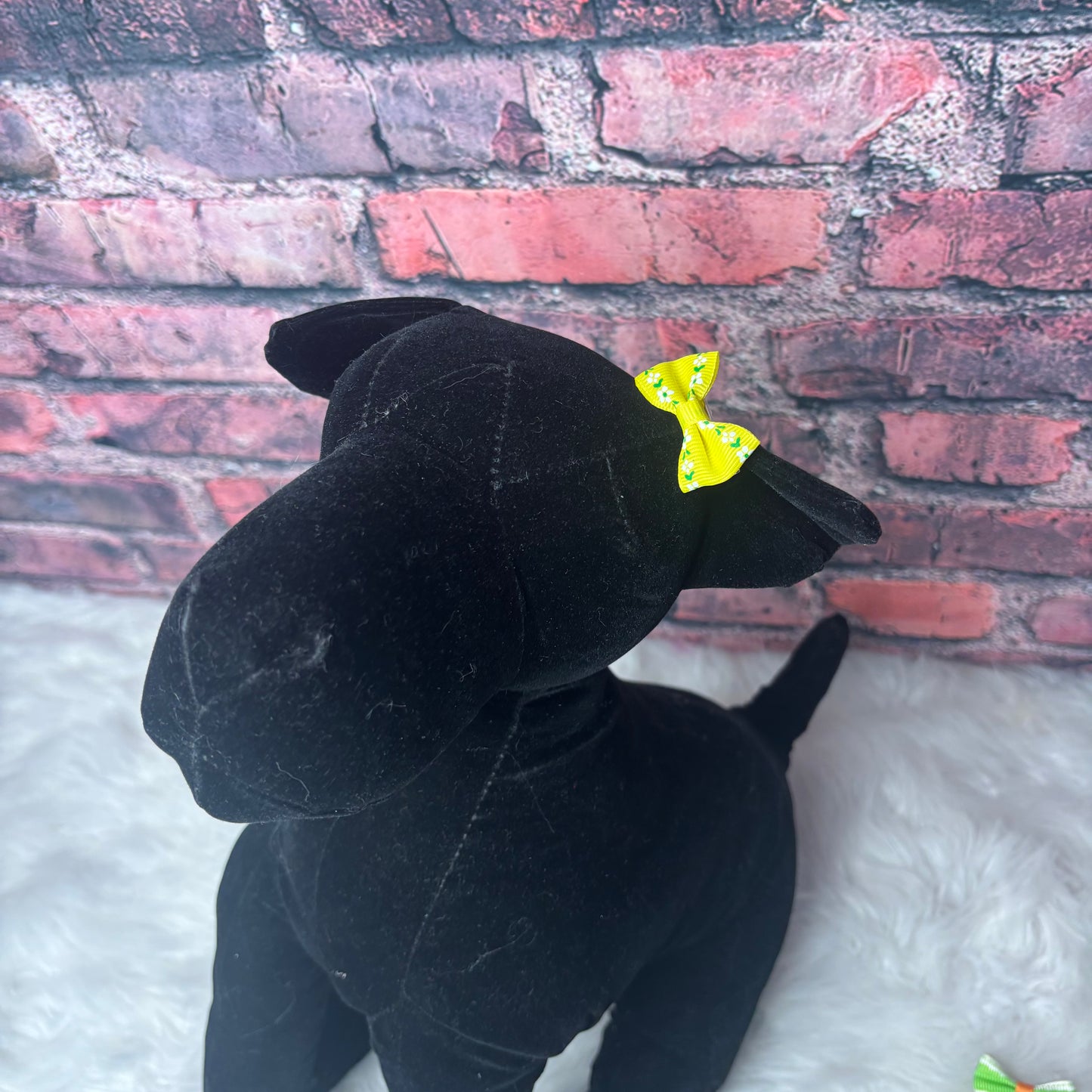 SMALL YELLOW FLOWERS CLIP - 6 PACK