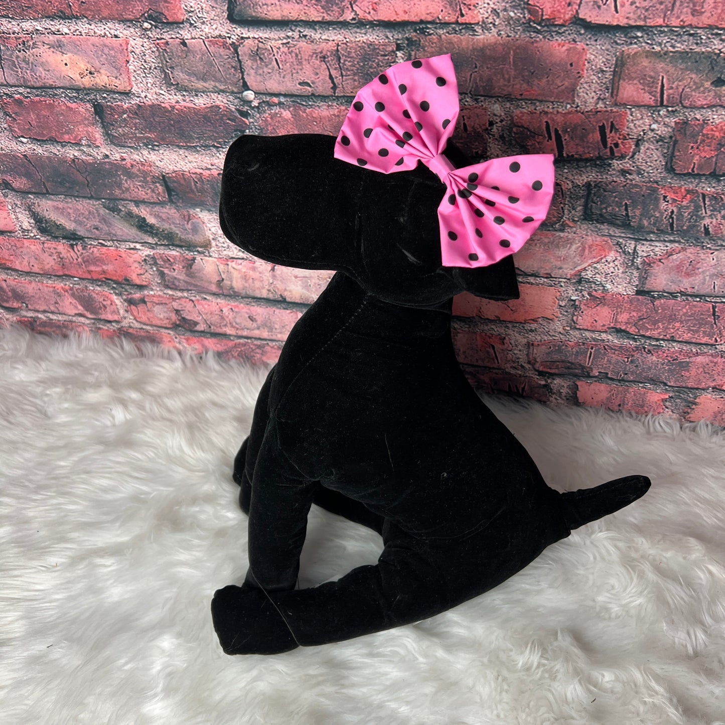 PINK W/ BLACK DOTS OVERSIZED BOW W/ RUBBER BAND 6 PACK