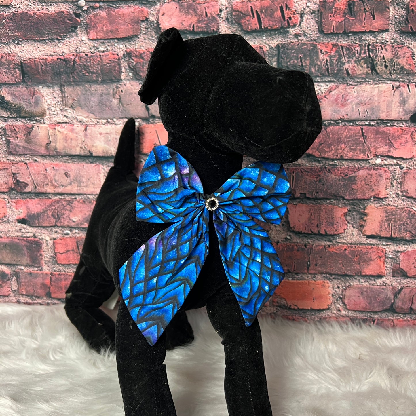 BLUE SCALES BOW TIE W/ TAILS- 6 PACK