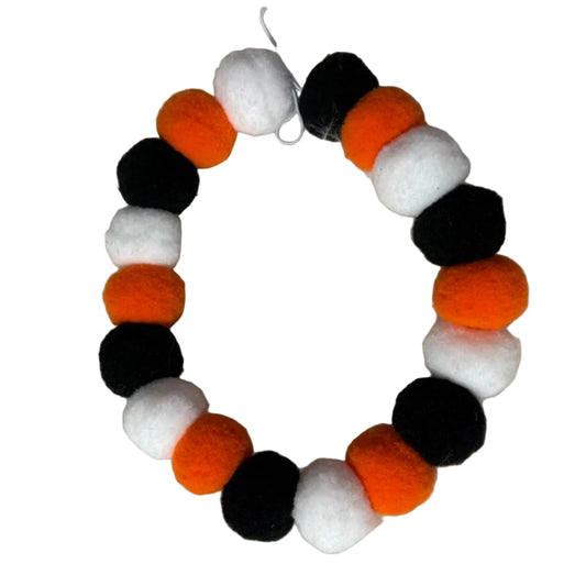 ORANGE AND BLACK POMPOM small - 4 PACK