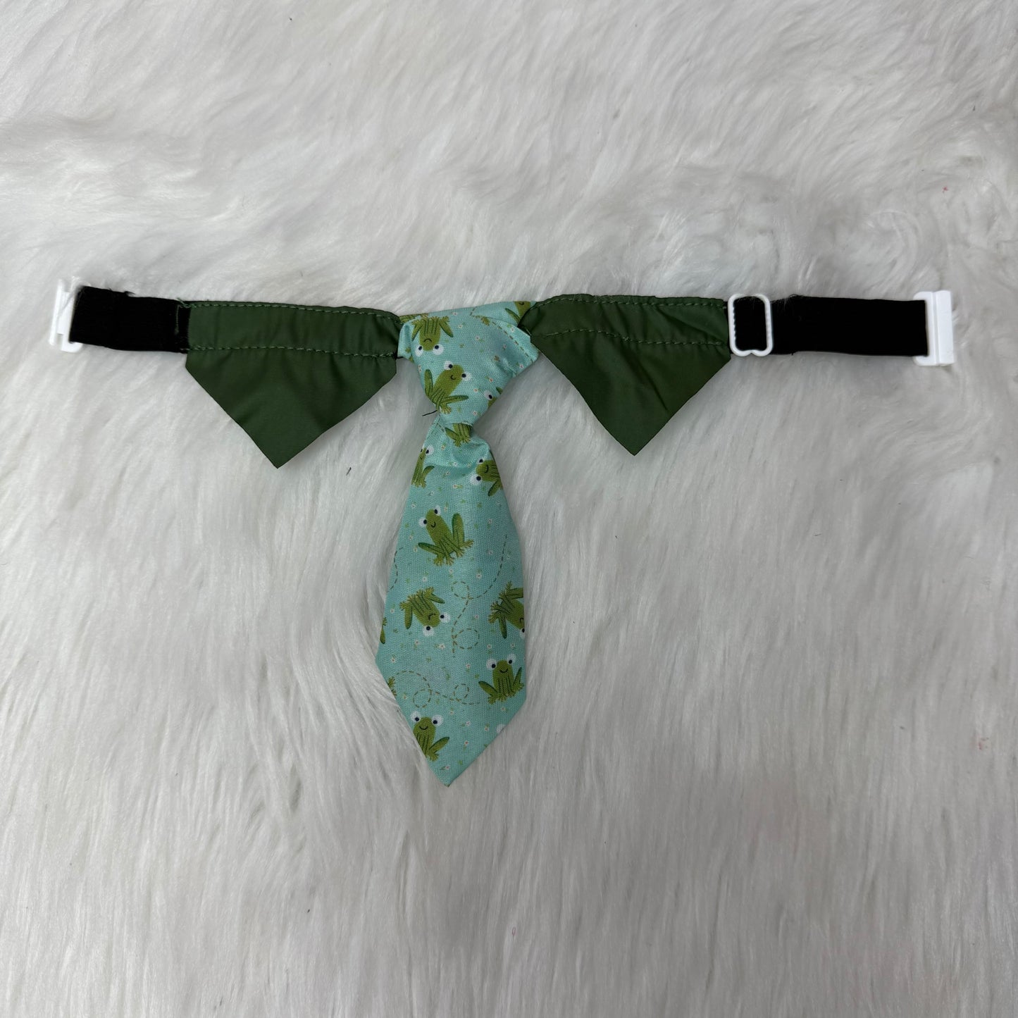 LIVE FROGGY SHIRT COLLAR W/TIE Small 4 pack