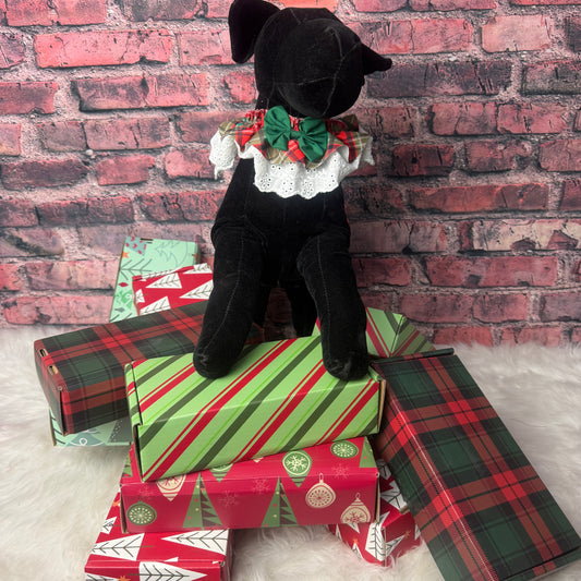 SMALL CHRISTMAS MYSTERY BOX -8 PC