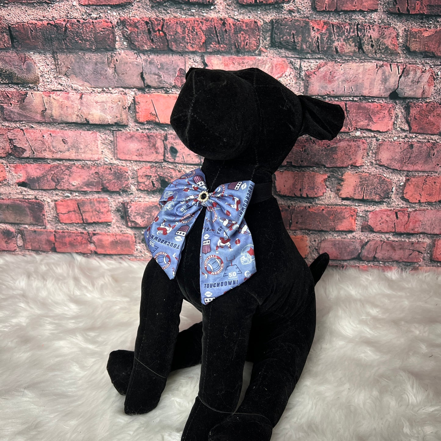 VINTAGE FOOTBALL BOWTIE WITH TAILS 6 PACK