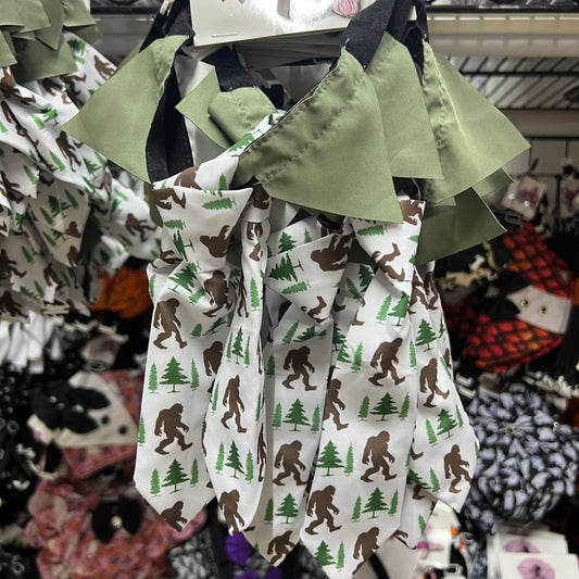 LIVE BIG FOOT TIE LG
