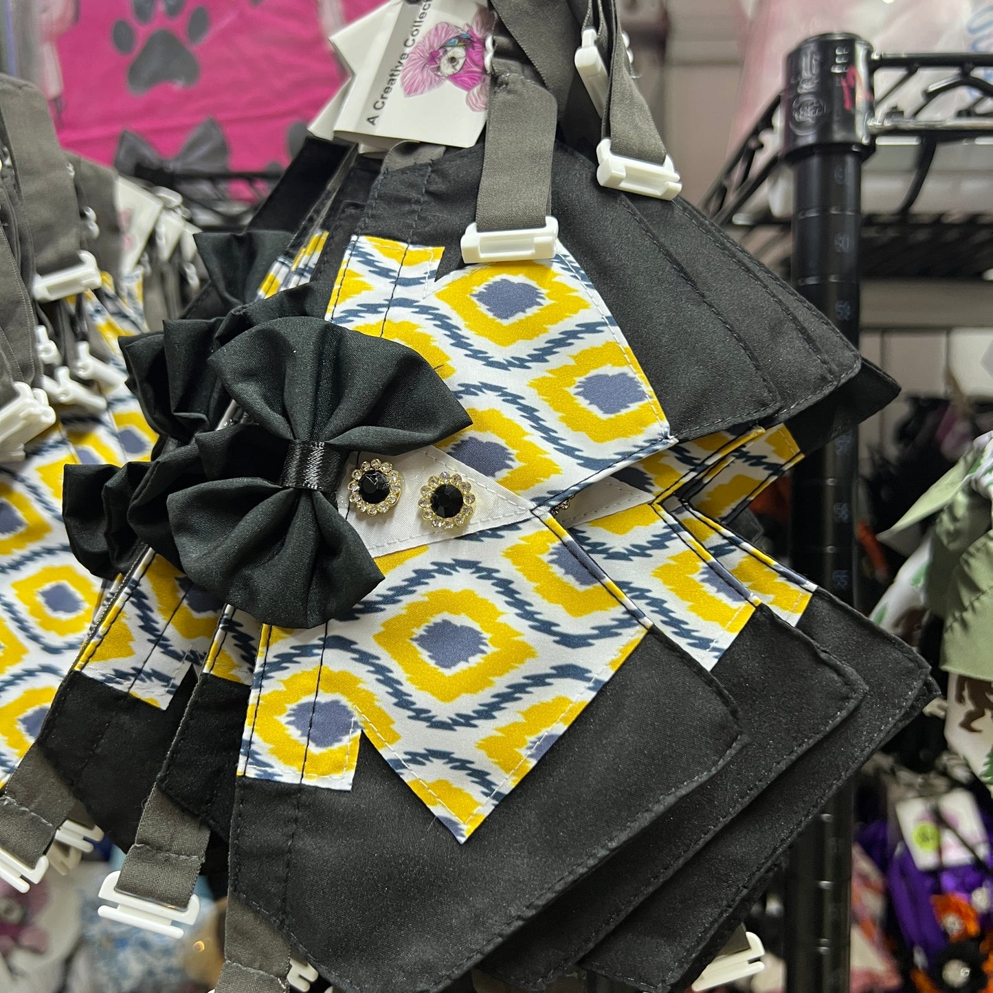 LIVE GOLD AND GREY BOY BIB