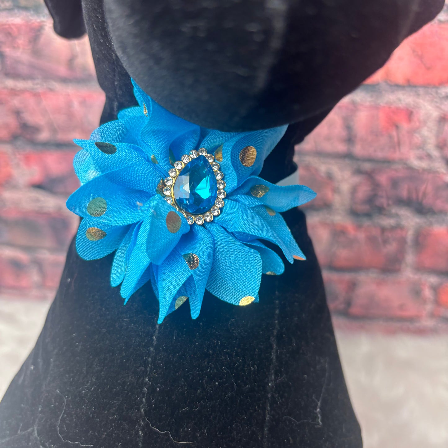 BLUE W/ GOLD DOTS RHINESTONE FLOWER NECKBAND - 8 PACK