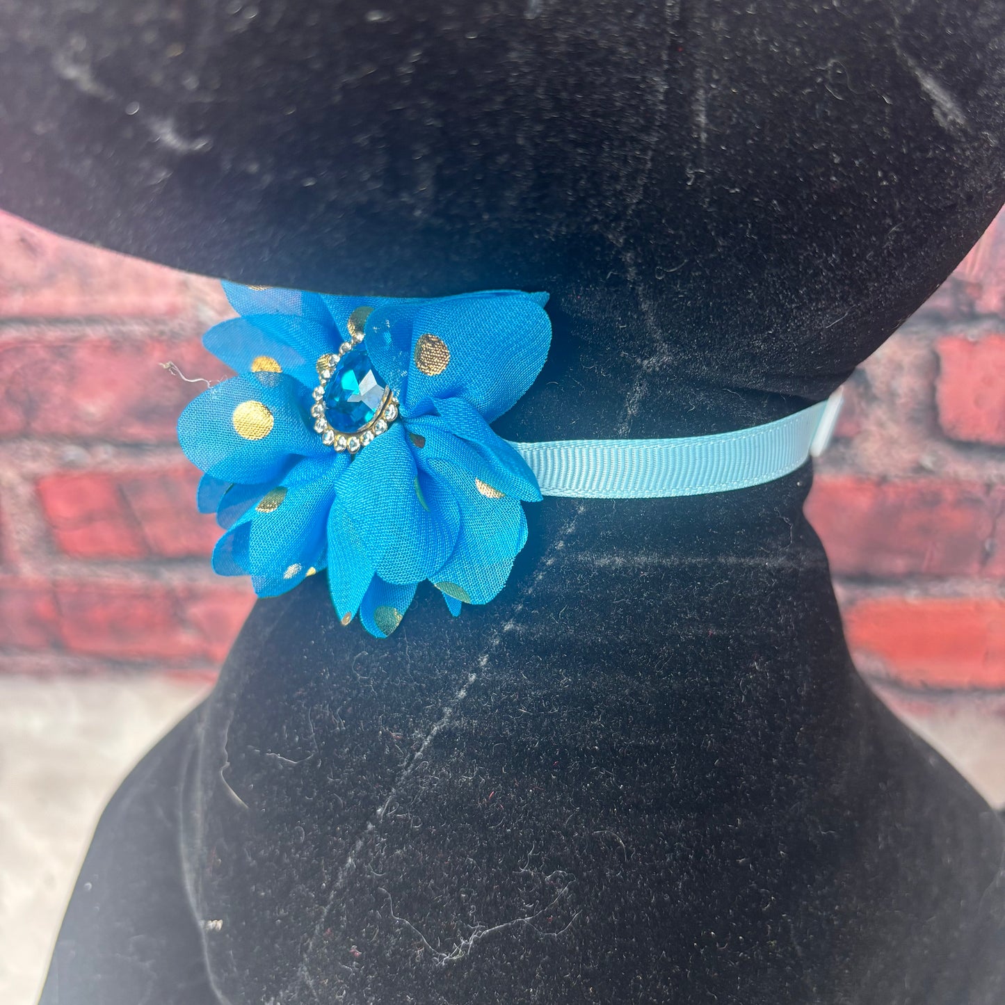 BLUE W/ GOLD DOTS RHINESTONE FLOWER NECKBAND - 8 PACK