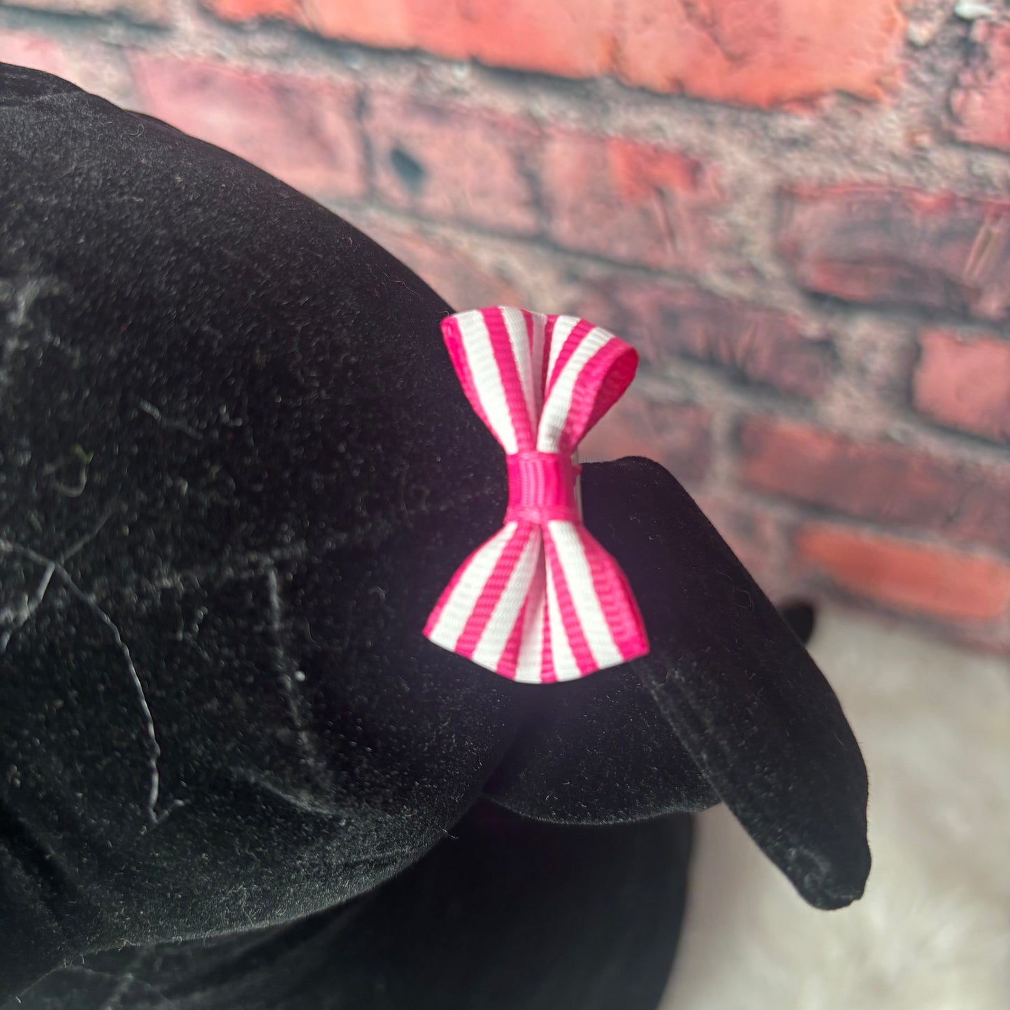 SMALL PINK & WHITE STRIPES CLIP - 6 PACK
