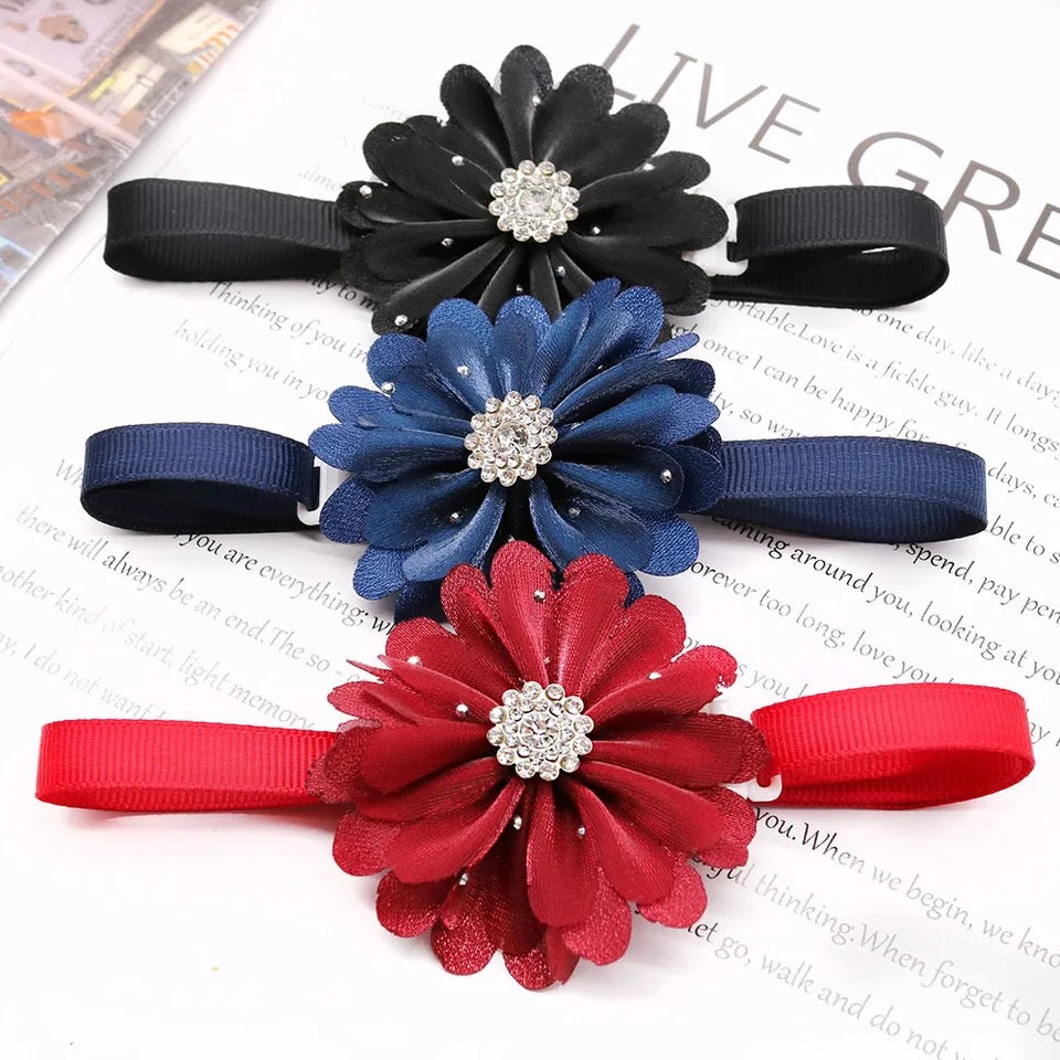 RHINESTONE SPRINKLED FLOWER NECKBAND BLACK 8 PACK