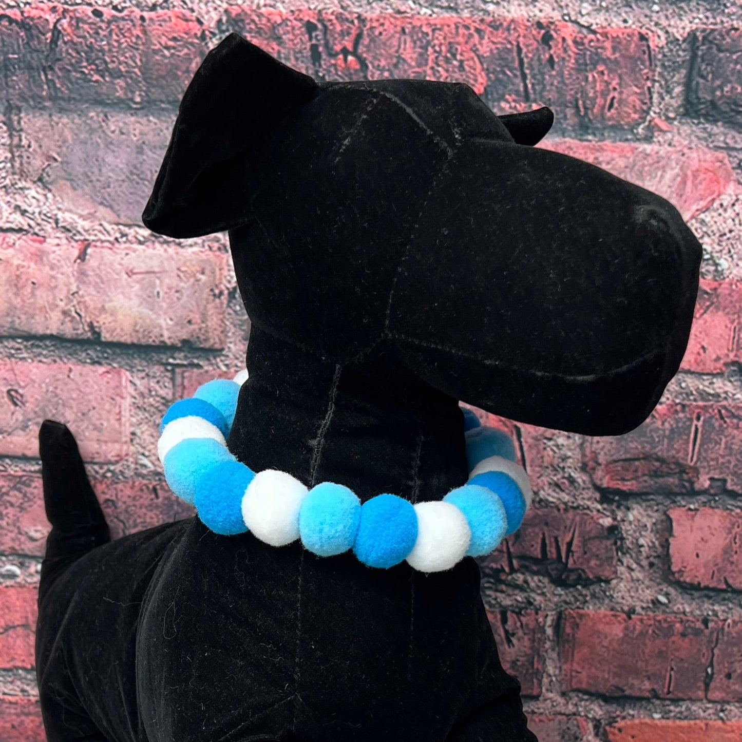 BLUE AND WHITE POMPOM SMALL 4 PACK