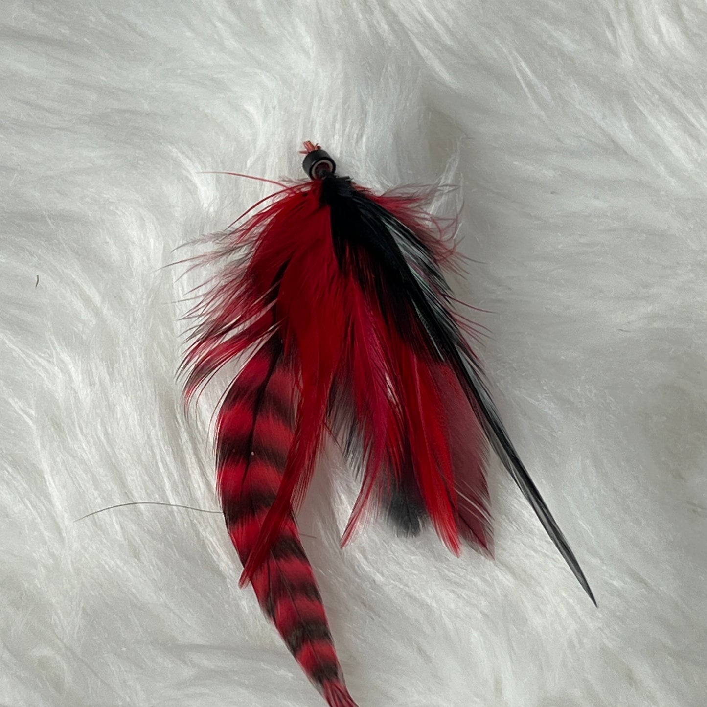 FEATHER EXTENSIONS 10 PACK RED AND BLACK