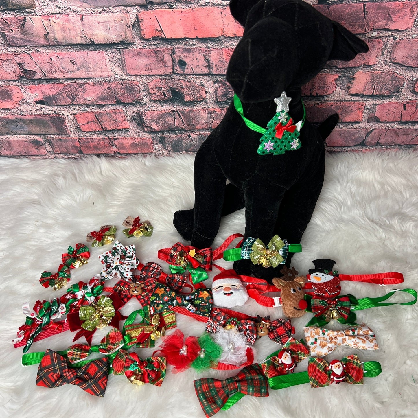 CHRISTMAS BUNDLE 29 ASSORTED ACCESSORIES