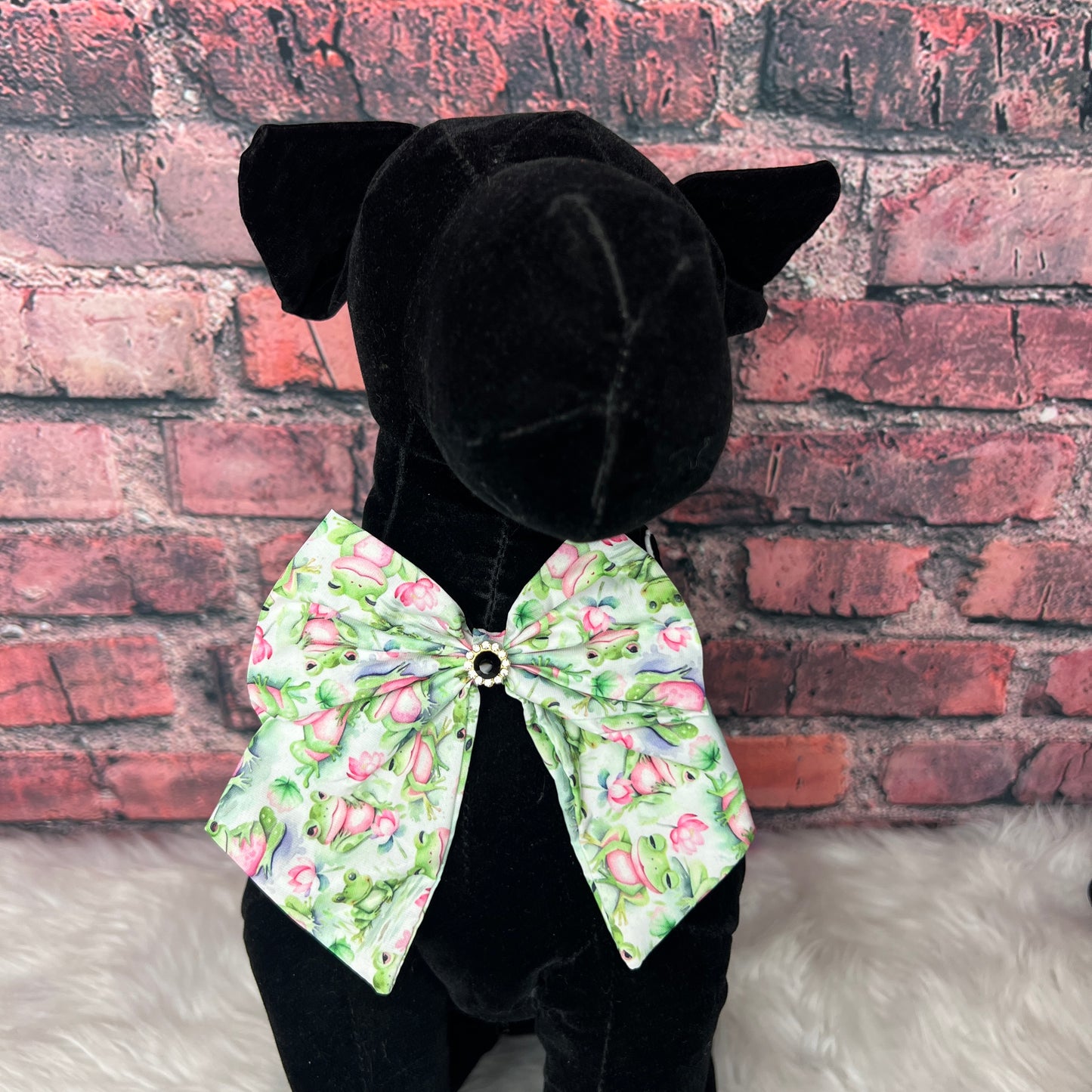 PINK FROGS BOWTIE WITH TAILS-4 PACK