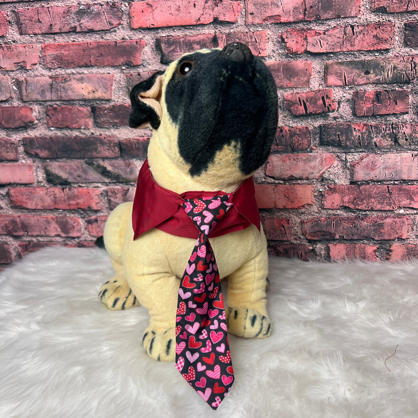 HEARTS OVER THE COLLAR SHIRT AND TIE