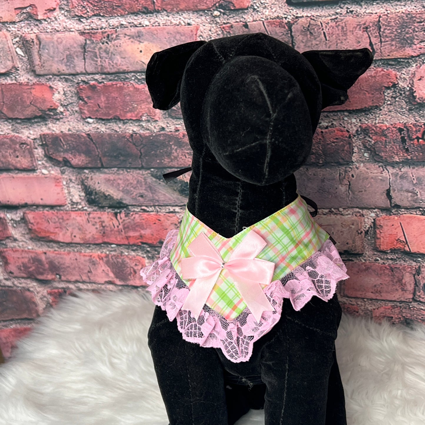 NEW PINK AND GREEN PLAID V NECK 4 PACK