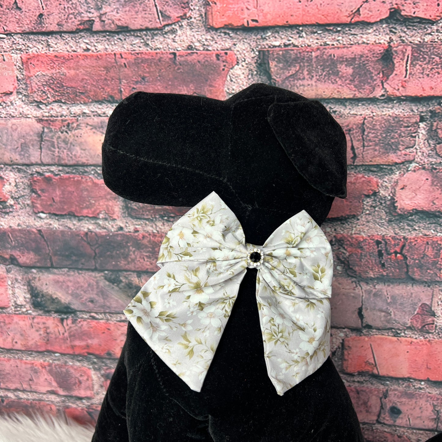 OLIVE FLORAL BOWTIE WITH TAILS4-PACK